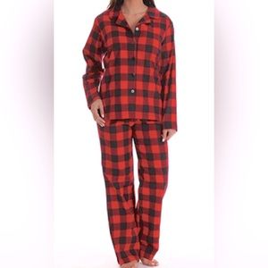 Wondershop black and red flannel pajama set